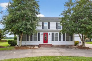 1142 Princess Anne RD, Virginia Beach, VA 23457