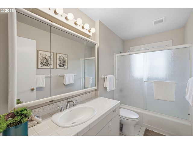 11021 Sw 59TH Ave, Portland, OR 97219