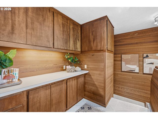 11021 Sw 59TH Ave, Portland, OR 97219