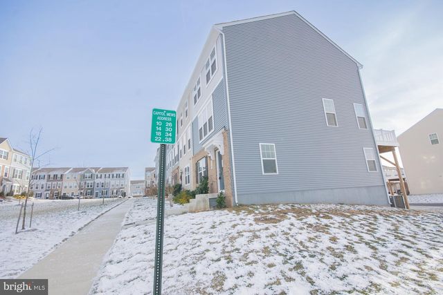 10 CAPITOL MEWS, Ranson, WV 25438