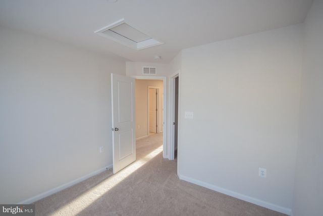 10 CAPITOL MEWS, Ranson, WV 25438