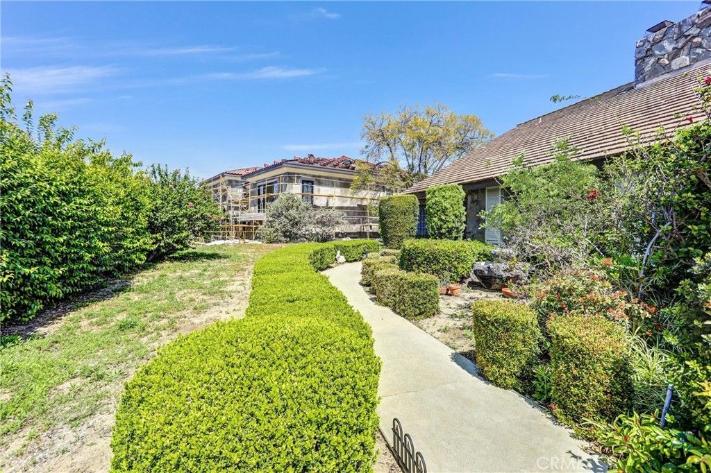 Image 8 of property listing at 2618 Rocky Trail Road, Diamond Bar, CA 91765