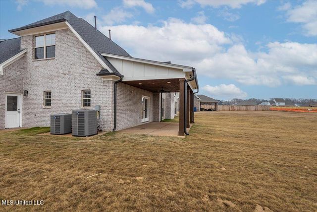 1722 Baisley Drive, Nesbit, MS 38651