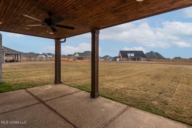 1722 Baisley Drive, Nesbit, MS 38651