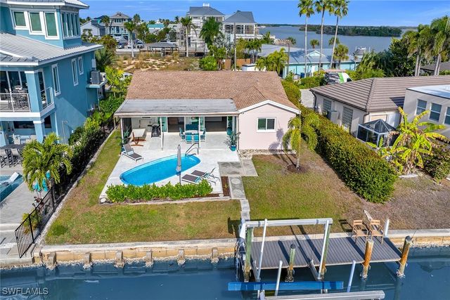 280 Ibis ST, Fort Myers Beach, FL 33931