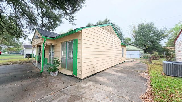 5010 Andrea Street, Houston, TX 77021