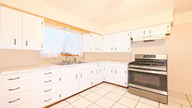 5010 Andrea Street, Houston, TX 77021