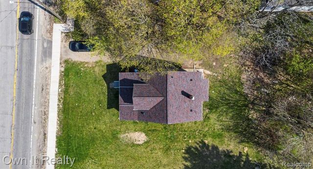 6023 Wayne Road, Romulus, MI 48174