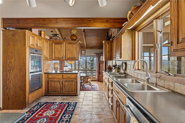 55 Table Rock Drive, Holiday Island, AR 72631