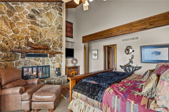 55 Table Rock Drive, Holiday Island, AR 72631