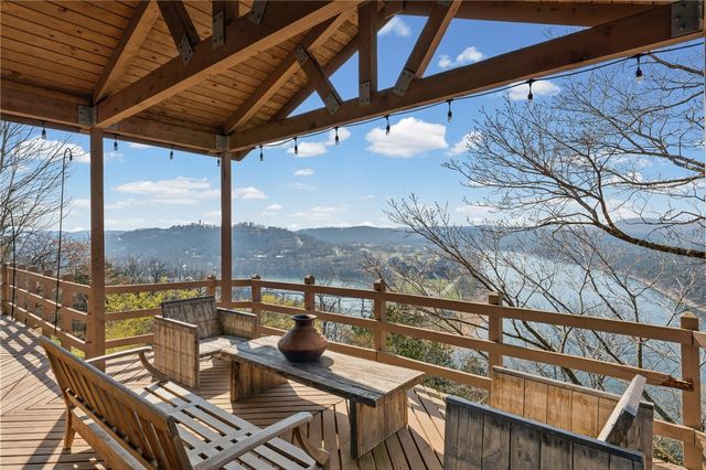 55 Table Rock Drive, Holiday Island, AR 72631