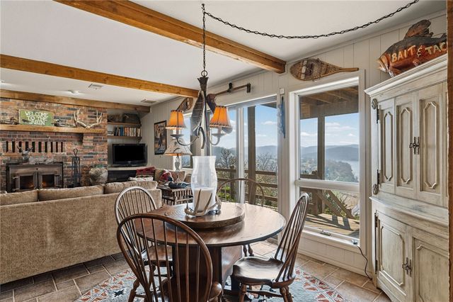 55 Table Rock Drive, Holiday Island, AR 72631