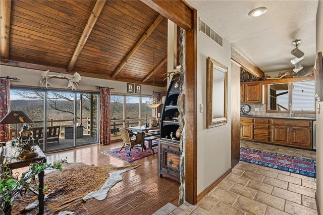 55 Table Rock Drive, Holiday Island, AR 72631