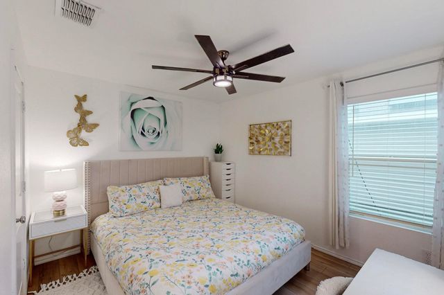 524 Autumnwood Way, Princeton, TX 75407