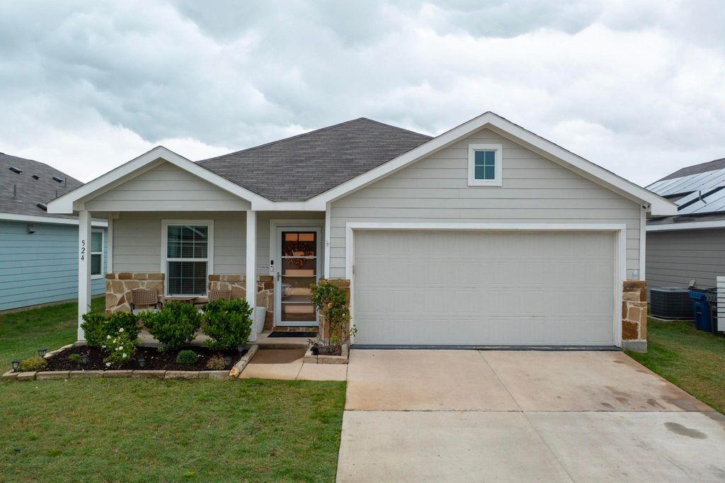 524 Autumnwood Way, Princeton, TX 75407