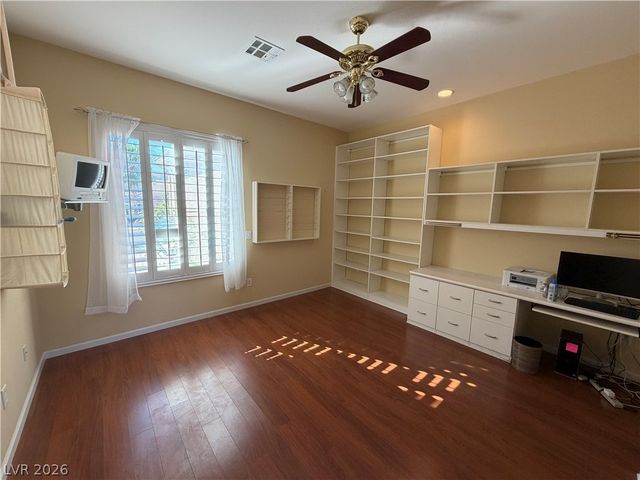 2127 Clearwater Lake Drive, Henderson, NV 89044
