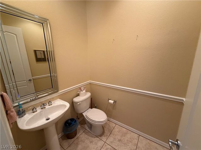2127 Clearwater Lake Drive, Henderson, NV 89044