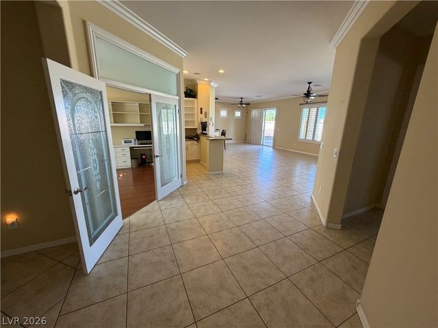 2127 Clearwater Lake Drive, Henderson, NV 89044