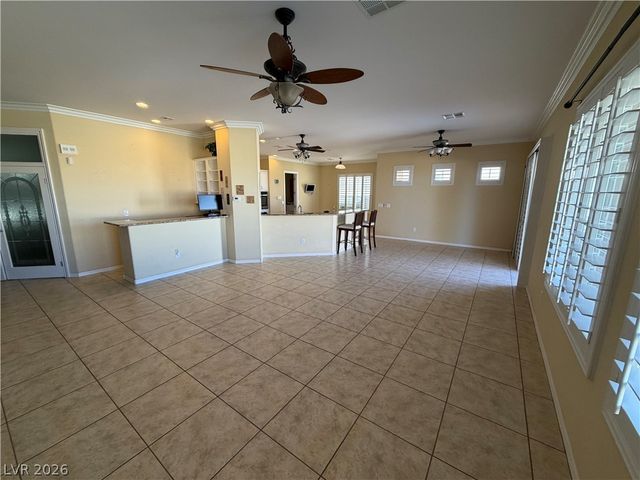 2127 Clearwater Lake Drive, Henderson, NV 89044