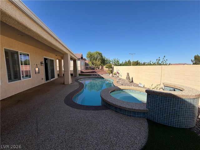 2127 Clearwater Lake Drive, Henderson, NV 89044