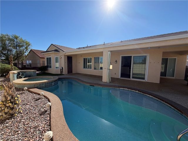 2127 Clearwater Lake Drive, Henderson, NV 89044