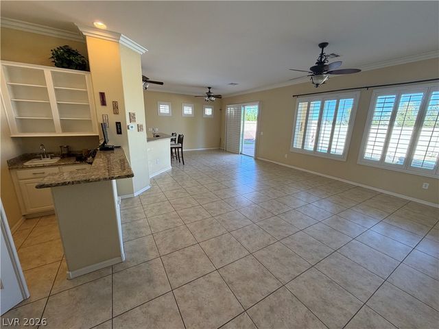 2127 Clearwater Lake Drive, Henderson, NV 89044