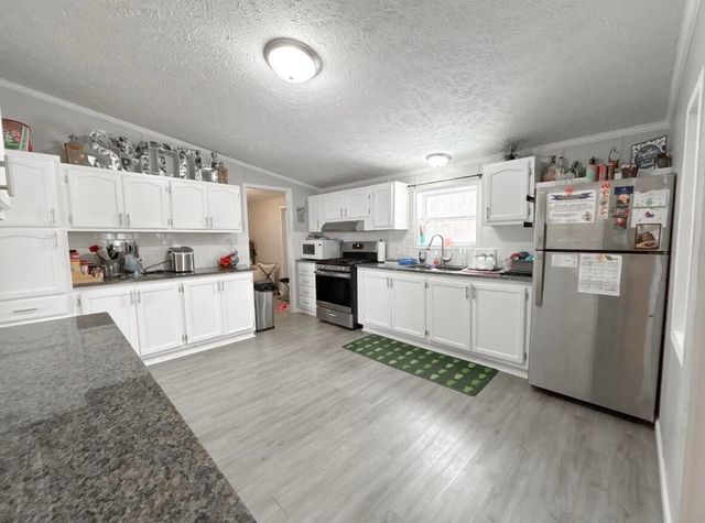 2670 Allen Street, Lake Station, IN 46405