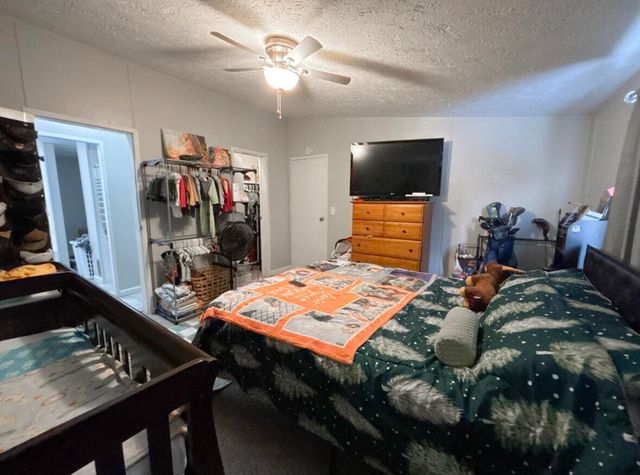 2670 Allen Street, Lake Station, IN 46405