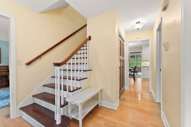 8053 Galway Road, Woodbury, MN 55125