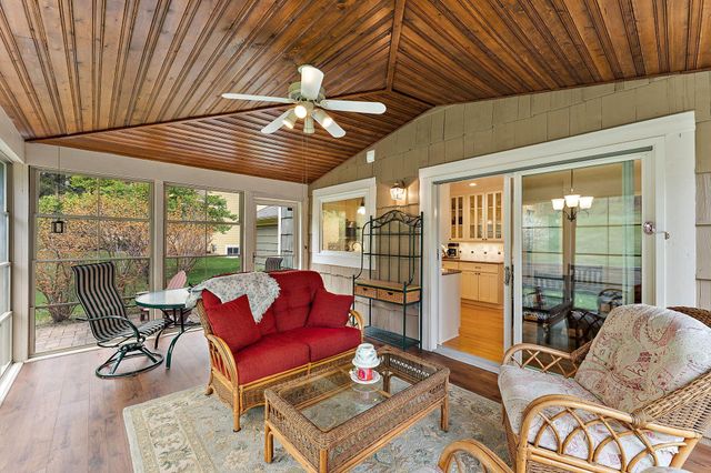 8053 Galway Road, Woodbury, MN 55125