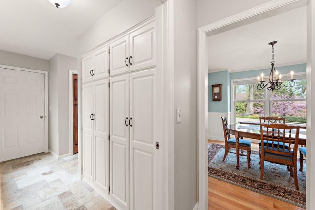 8053 Galway Road, Woodbury, MN 55125