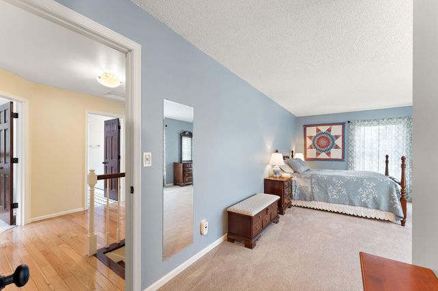 8053 Galway Road, Woodbury, MN 55125