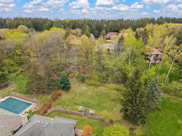 8053 Galway Road, Woodbury, MN 55125