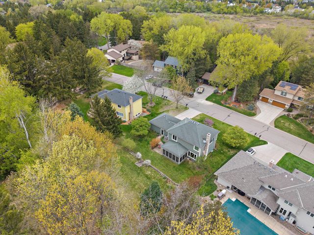 8053 Galway Road, Woodbury, MN 55125