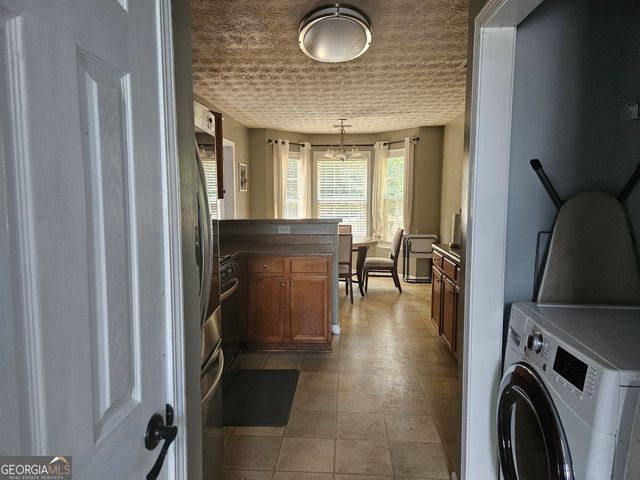 105 Queensland Lane, Covington, GA 30016
