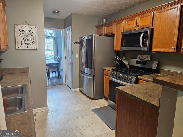 105 Queensland Lane, Covington, GA 30016