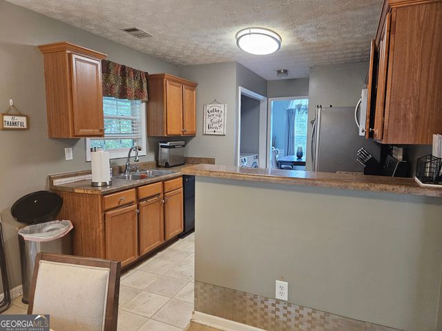 105 Queensland Lane, Covington, GA 30016
