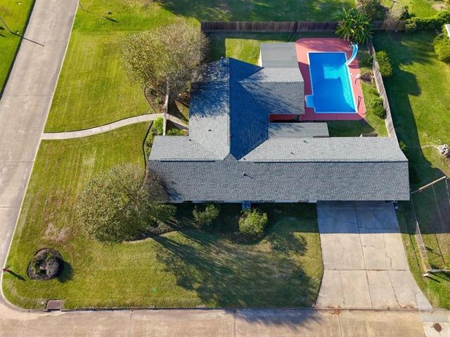 1300 Westmoreland Street, Lake Charles, LA 70605