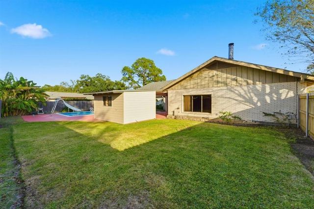 1300 Westmoreland Street, Lake Charles, LA 70605