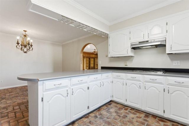 1300 Westmoreland Street, Lake Charles, LA 70605