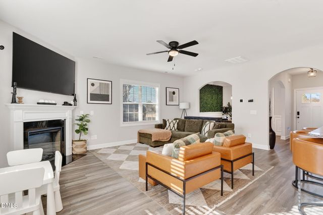 108 Pointe Drive, La Grange, NC 28551