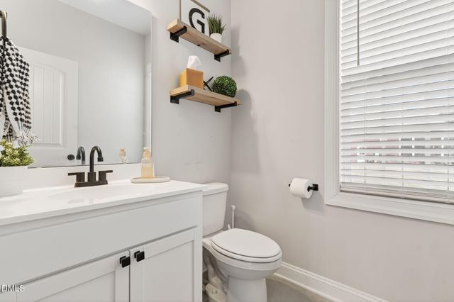 108 Pointe Drive, La Grange, NC 28551