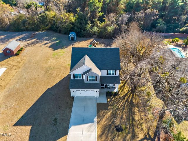 108 Pointe Drive, La Grange, NC 28551