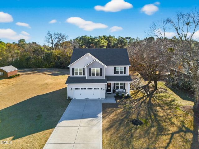 108 Pointe Drive, La Grange, NC 28551
