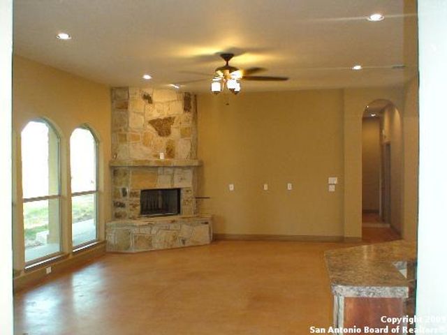 326 State Highway 46 E, Boerne, TX 78006