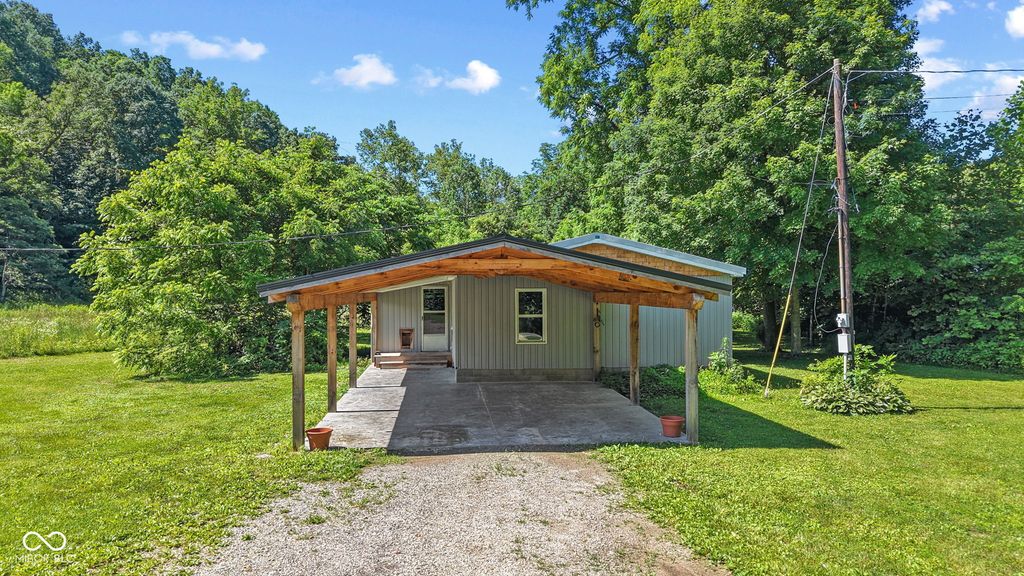 6091 Mount Moriah Road, Nineveh, IN 46164