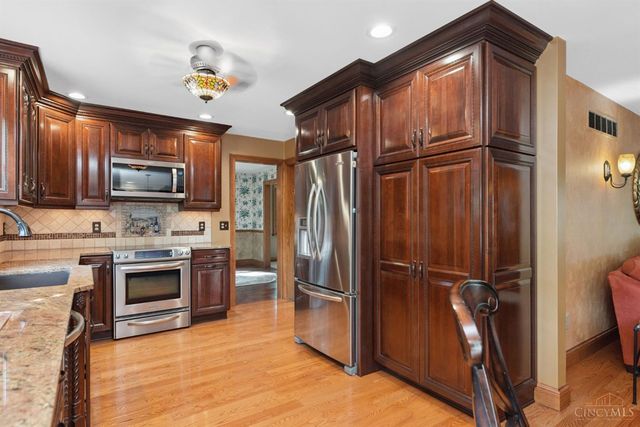 2214 Trappers Knoll Drive, Batavia Twp, OH 45103