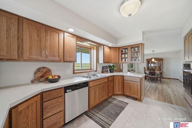 1667 N 12th Road, Palmyra, NE 68418