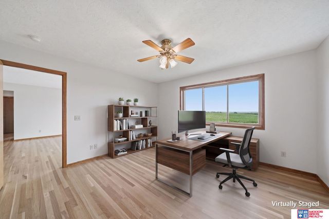 1667 N 12th Road, Palmyra, NE 68418