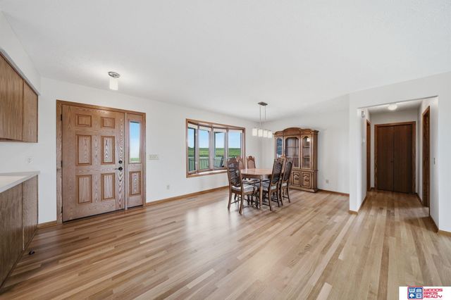 1667 N 12th Road, Palmyra, NE 68418